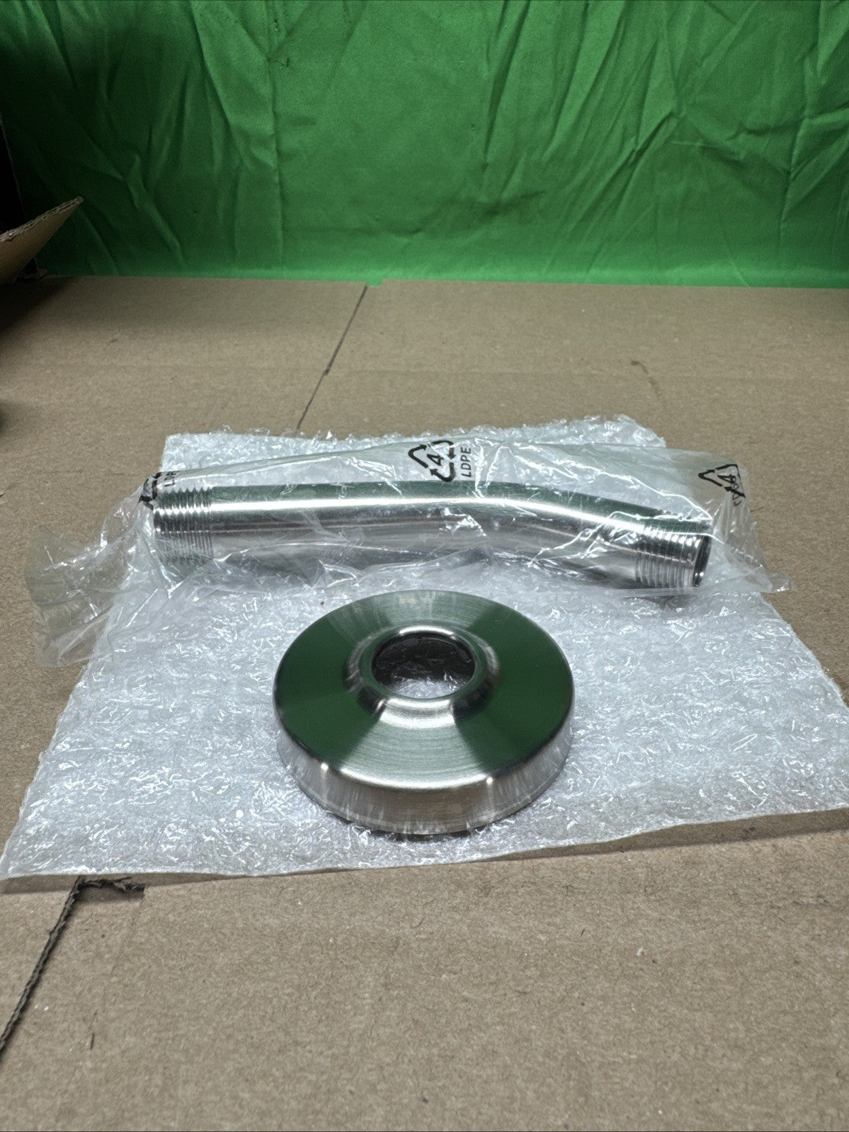 Delta B114900C-SS Tub/ Shower Faucet, Brushed Nickel, Single-Handle Valve Includ