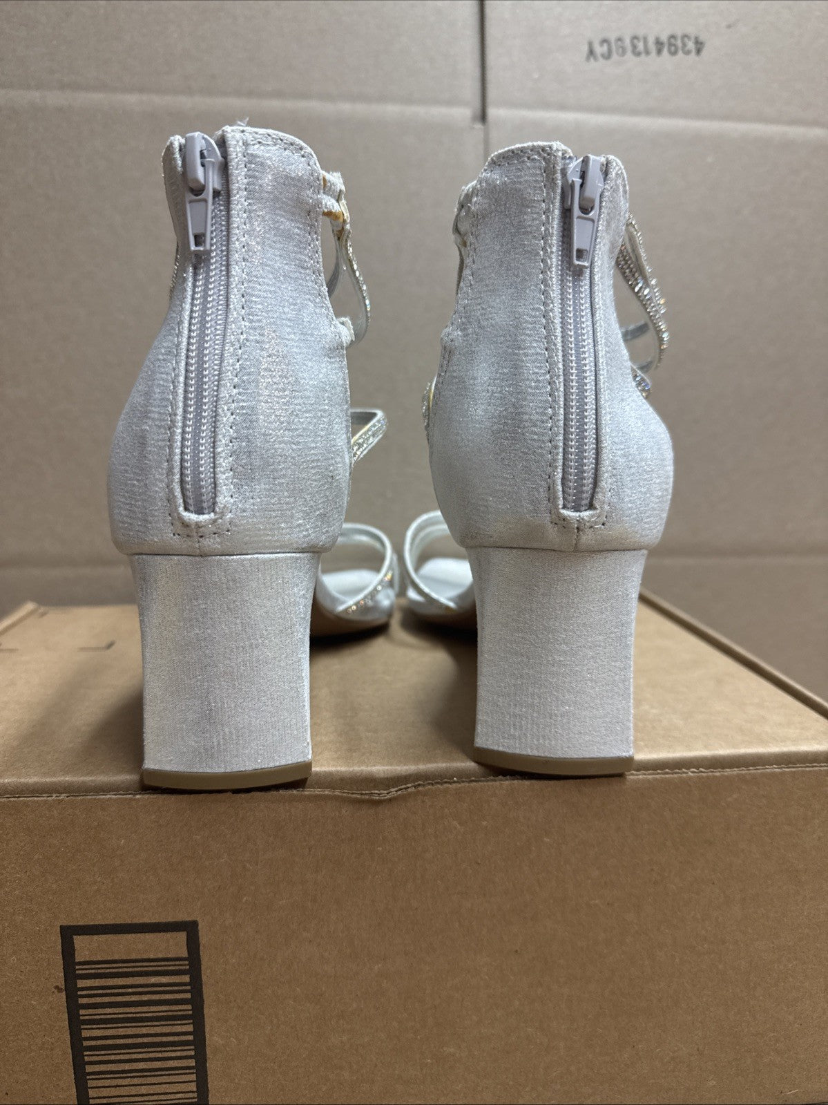 Dreamparis Women’s size 10 Rhinestone Open Square toe straps high heel Sandal