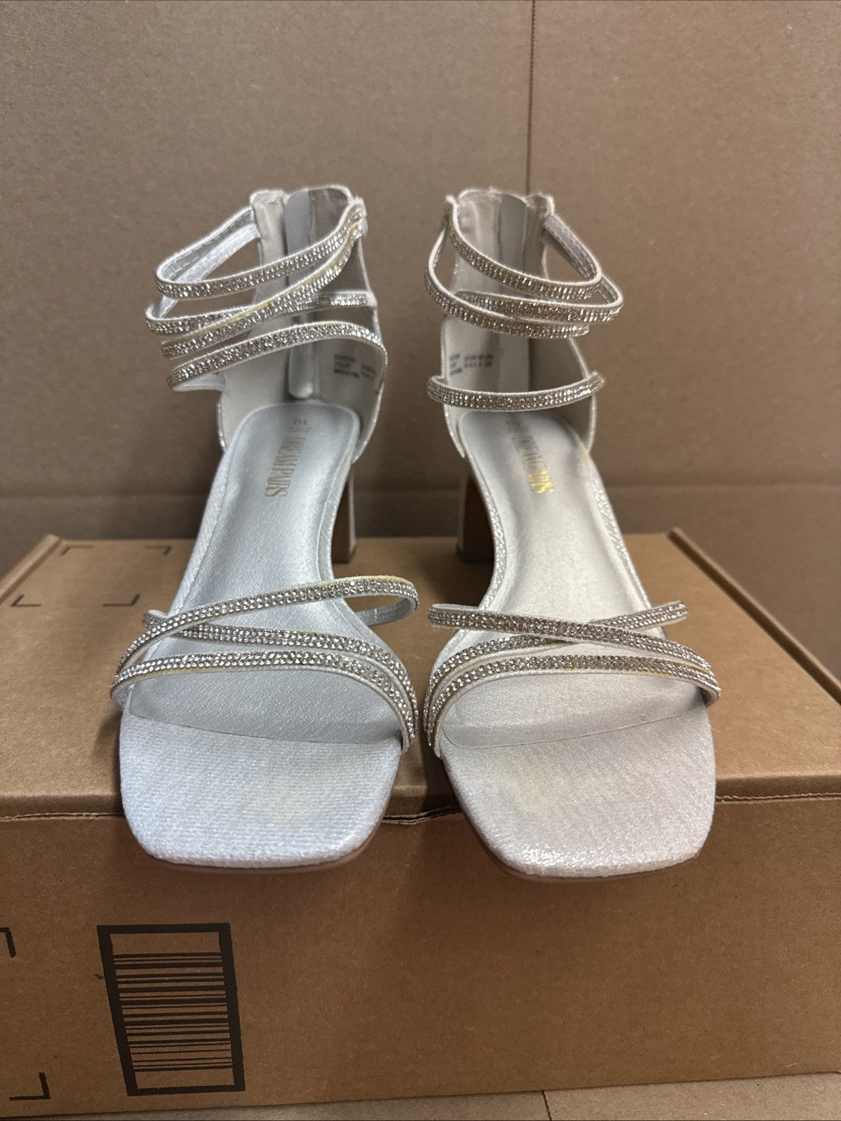 Dreamparis Women’s size 10 Rhinestone Open Square toe straps high heel Sandal