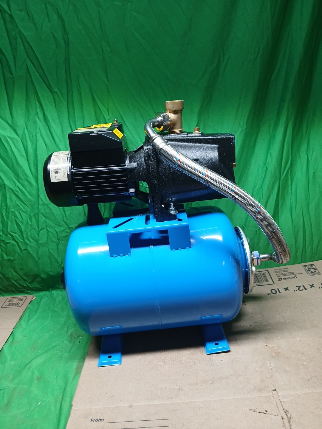 Everbilt 1/2HP Jet Pump/Tank Combo Cast iron with 6 Gallon Tank New USED