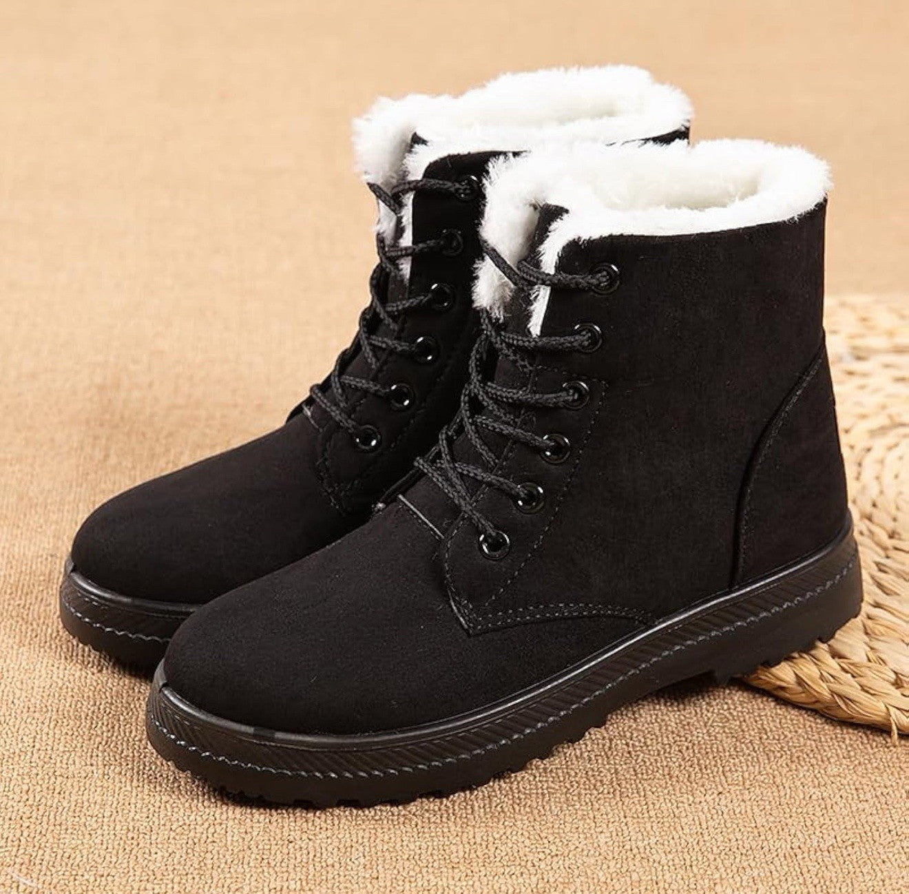 Women’s size 11 insulated thickened warm Black suede flat Soles snow boot cotton