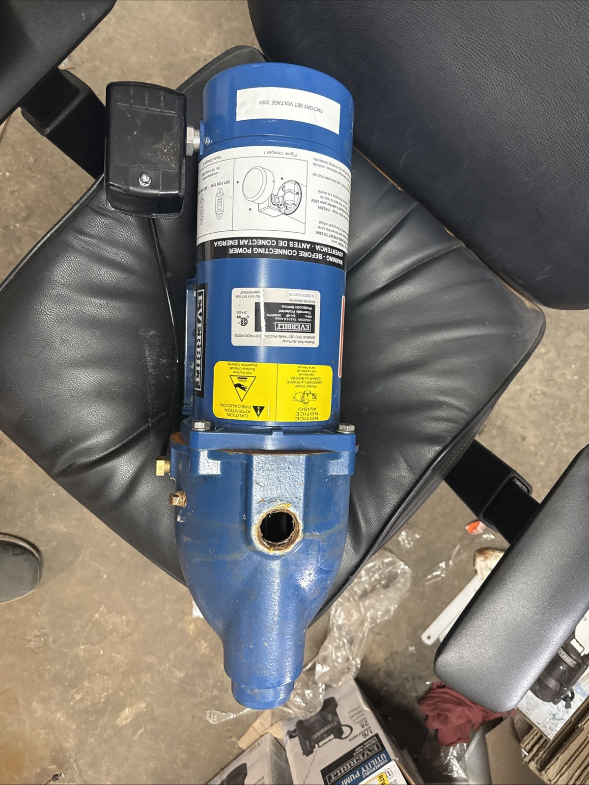 Everbilt 3/4 HP Cast Iron Shallow Well Jet Pump HDSWJ7 as is, *For Parts*