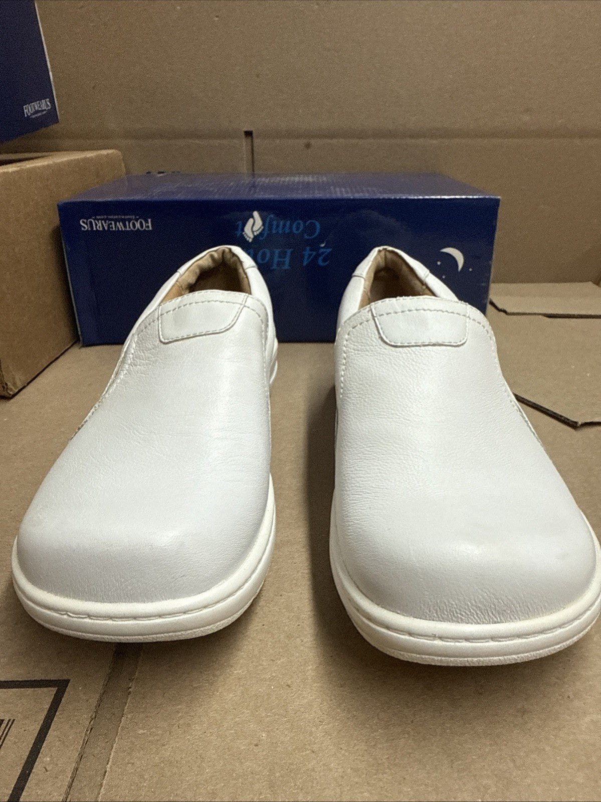 Nurse Mates Women's Slip-On Meredith Slip-Resistant Leather White Size 7.5W