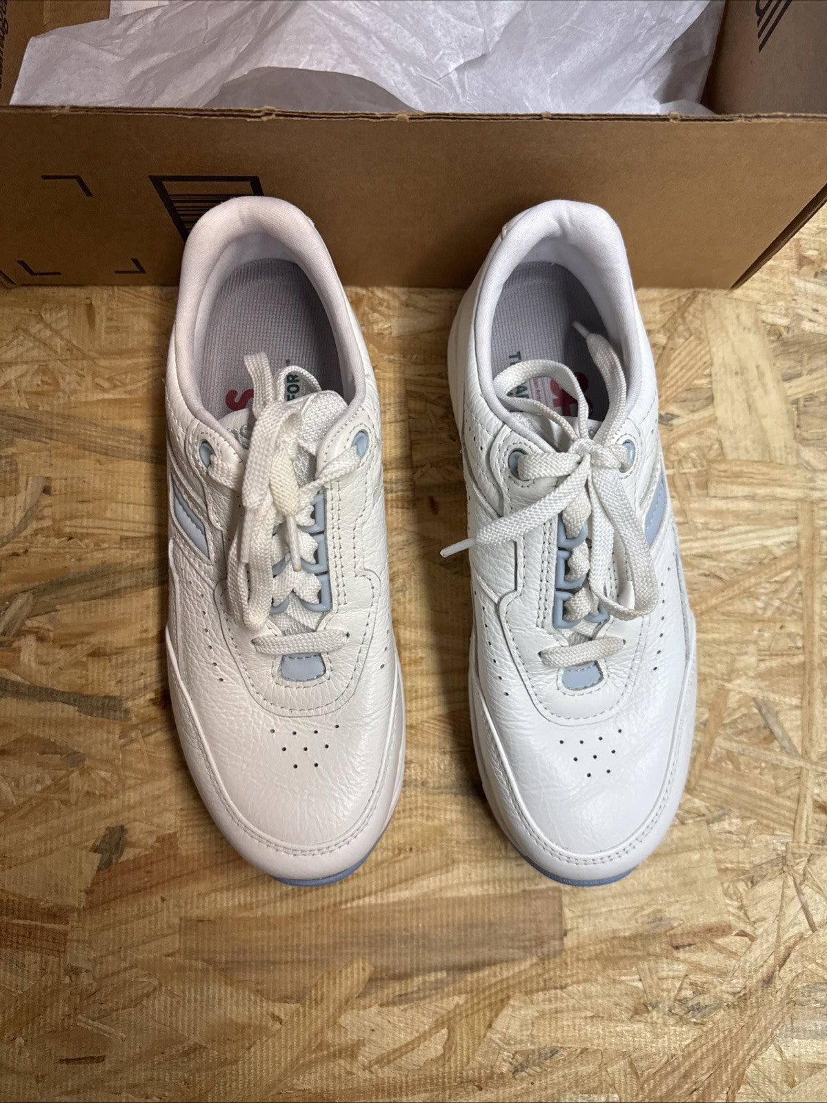 SAS Tour Size 6 M Women Athletic White Blue Leather Sneakers