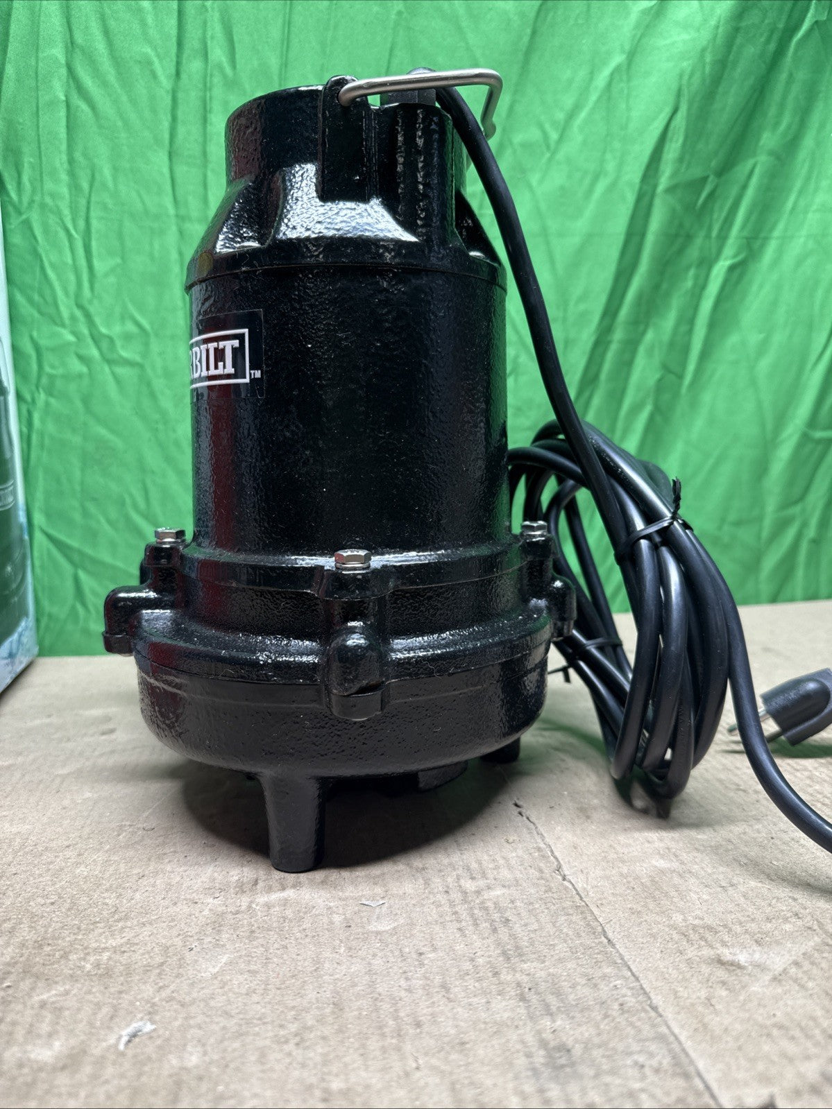 Everbilt 3/4HP Cast-Iron Pro-Grade Submersible Sump Pump 1004 120 345 HDS75