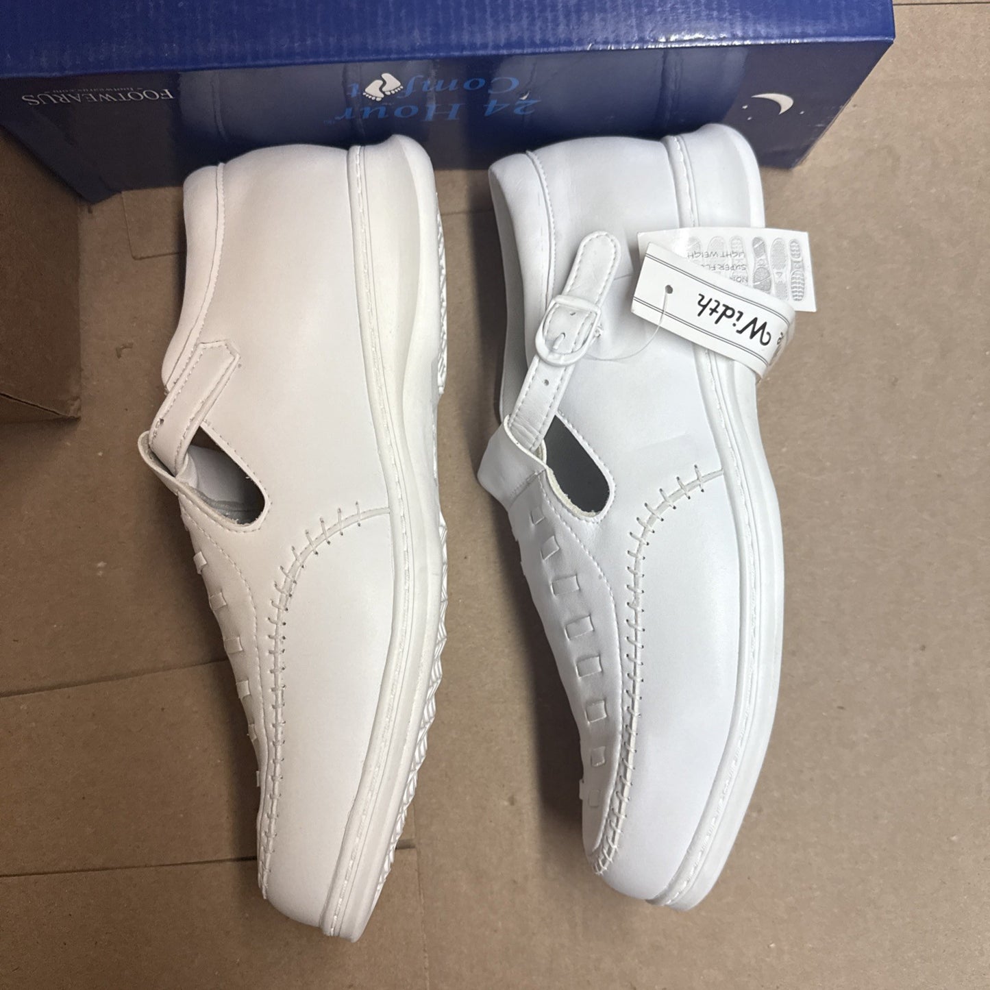 24 HOUR COMFORT Chloe Women's 12 Wide Width Moccasin Design Leather Shoes Nurse