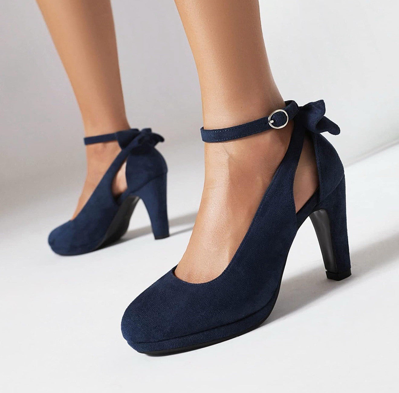 Women’s 10.5 Mary Jane Heel Bow Round Toe Suede Pumps Navy Blue