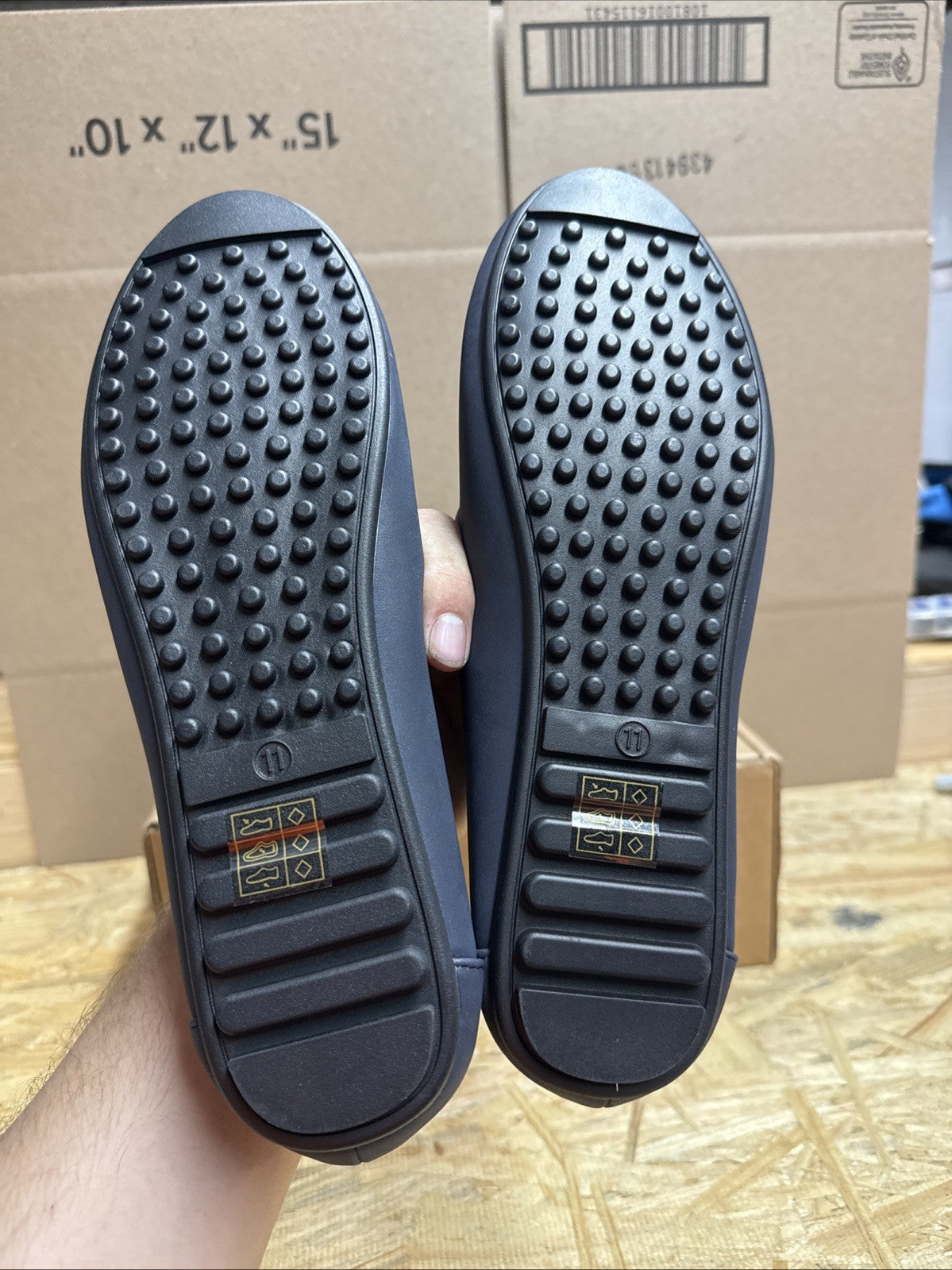 Bernal Women’s navy blue flat shoes w/ Crystal Ornament Comfort Sole Size 11