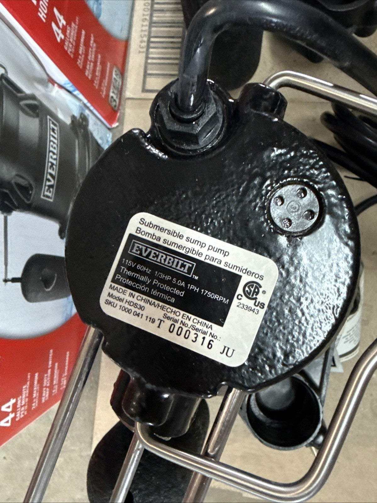 Everbilt 1/3 HP Cast Iron Submersible Sump Pump NEW open Box