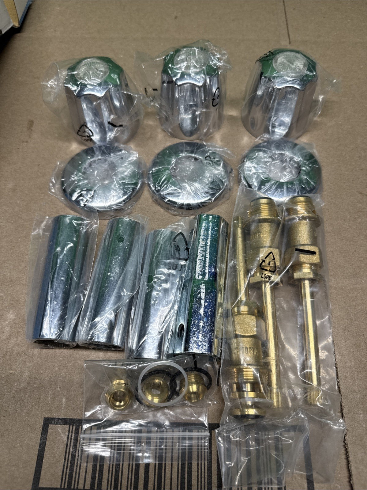 Gerber Tub/Shower 3-Handle Remodeling Kit in Chrome NEW OPEN BOX