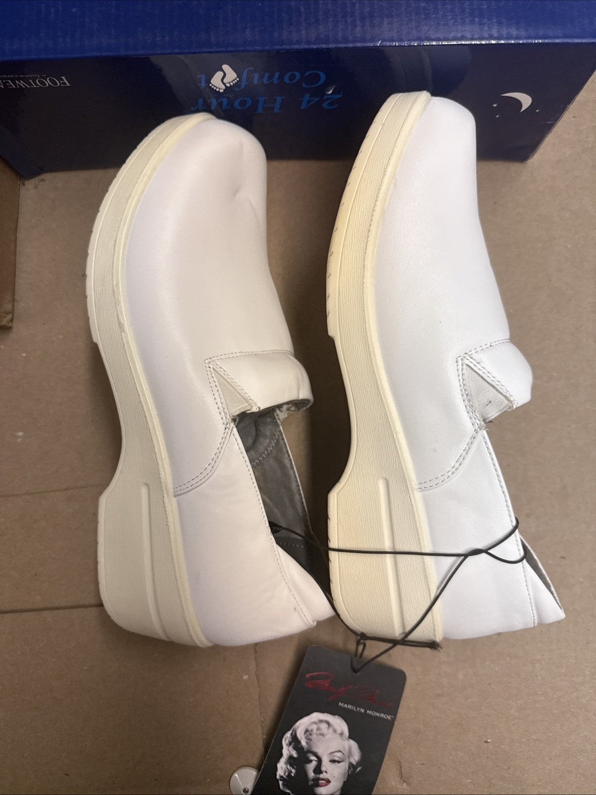 Marilyn Monroe by MediChic Slip Resistant Professional Mule Nurses Clogs size 9