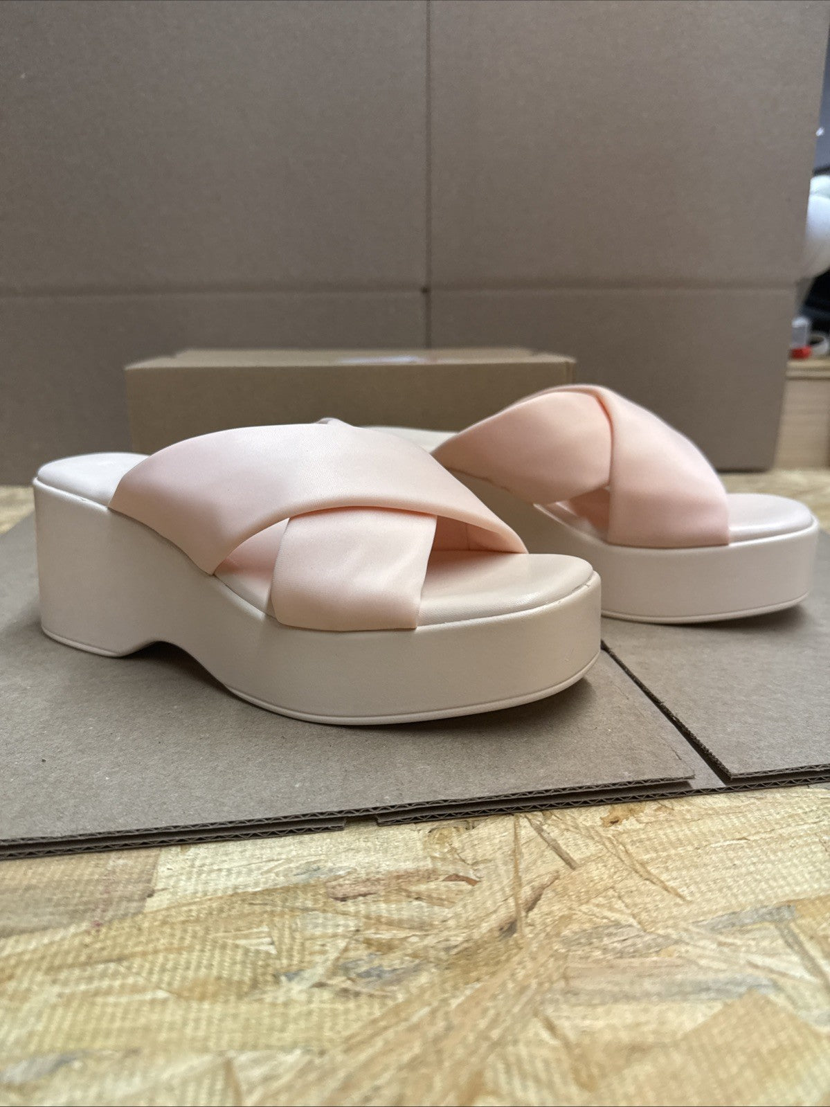 COUTGO women’s 5.5 leisure platform slide peep toe wedge crisscross sandal