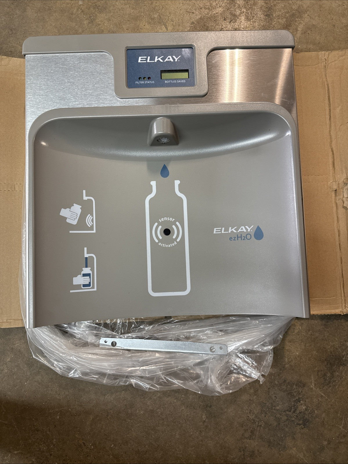 Elkay Wall Mounted Bottle Filler ONLY for LZS8WSLP New With Damage To Back READ