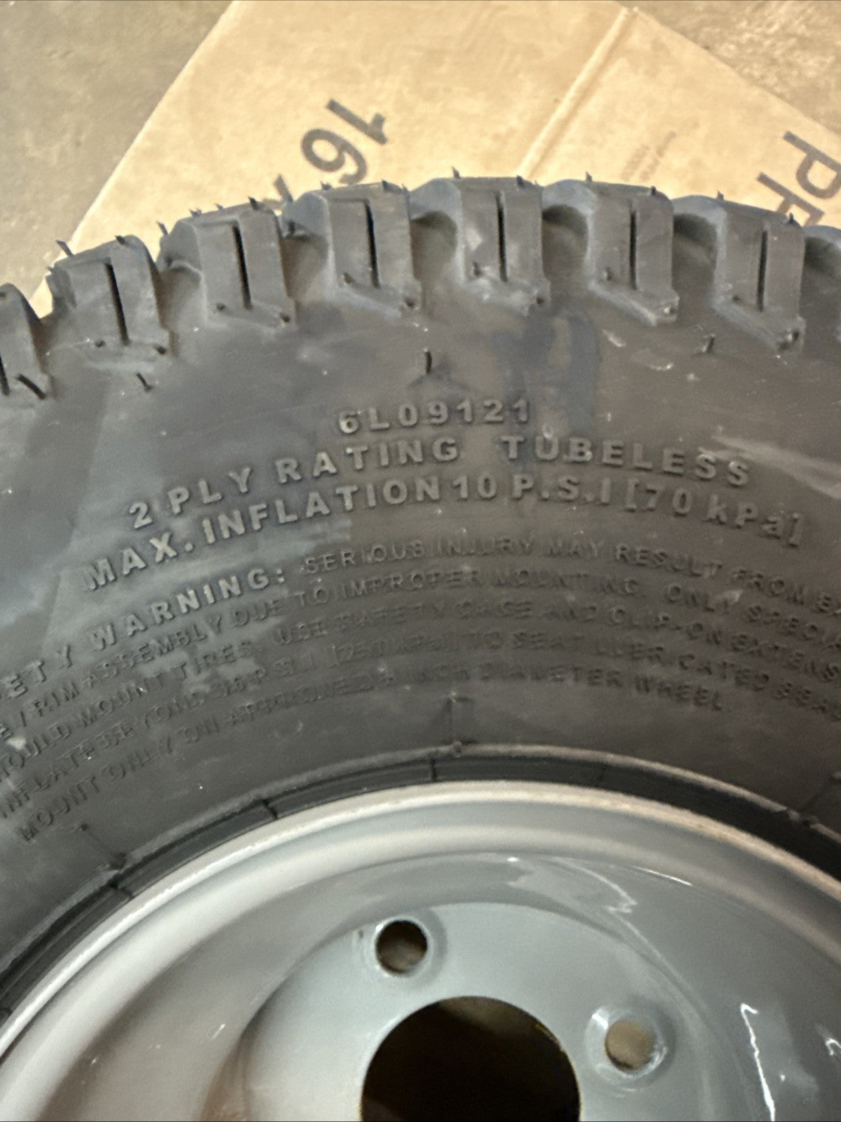 CUB CADET 634Z07264-0637 Powder Gray Complete Wheel 20x8-8 NHS Turf Master