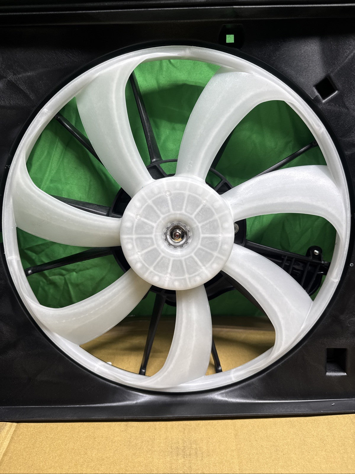 Dorman 620-281 Condenser Fan Assembly Without Controller