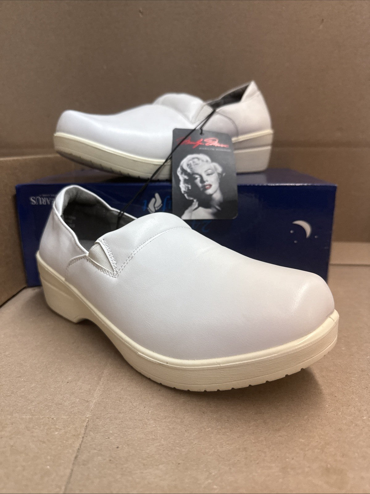 Marilyn Monroe by MediChic Slip Resistant Professional Mule Nurses Clogs size 9