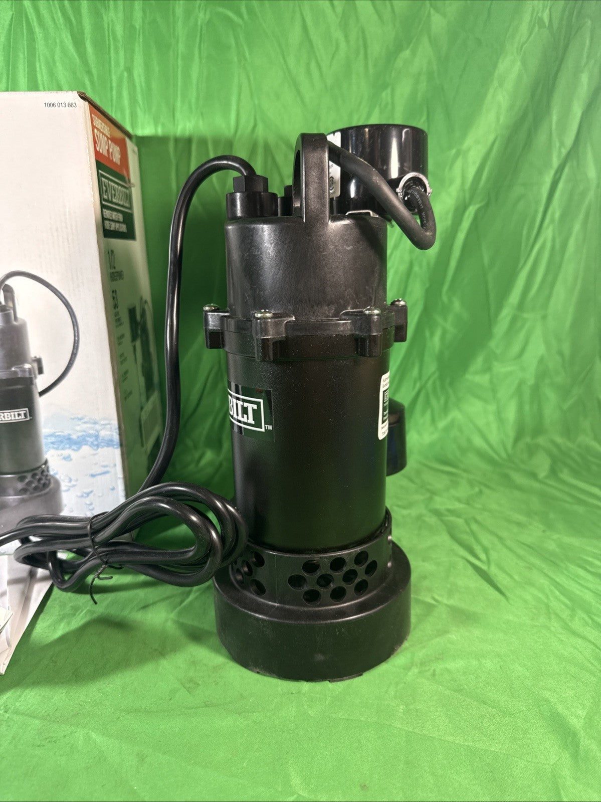 Everbilt 1/2 HP Submersible Aluminum Sump Pump with Vertical Switch HDPS50W