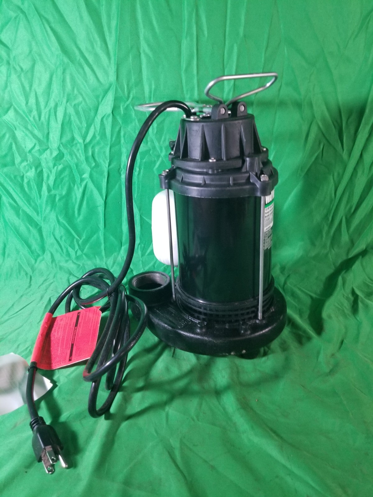 WAYNE CDU800 1/2 HP Submersible Cast Iron and Steel Sump Pump With Integrated