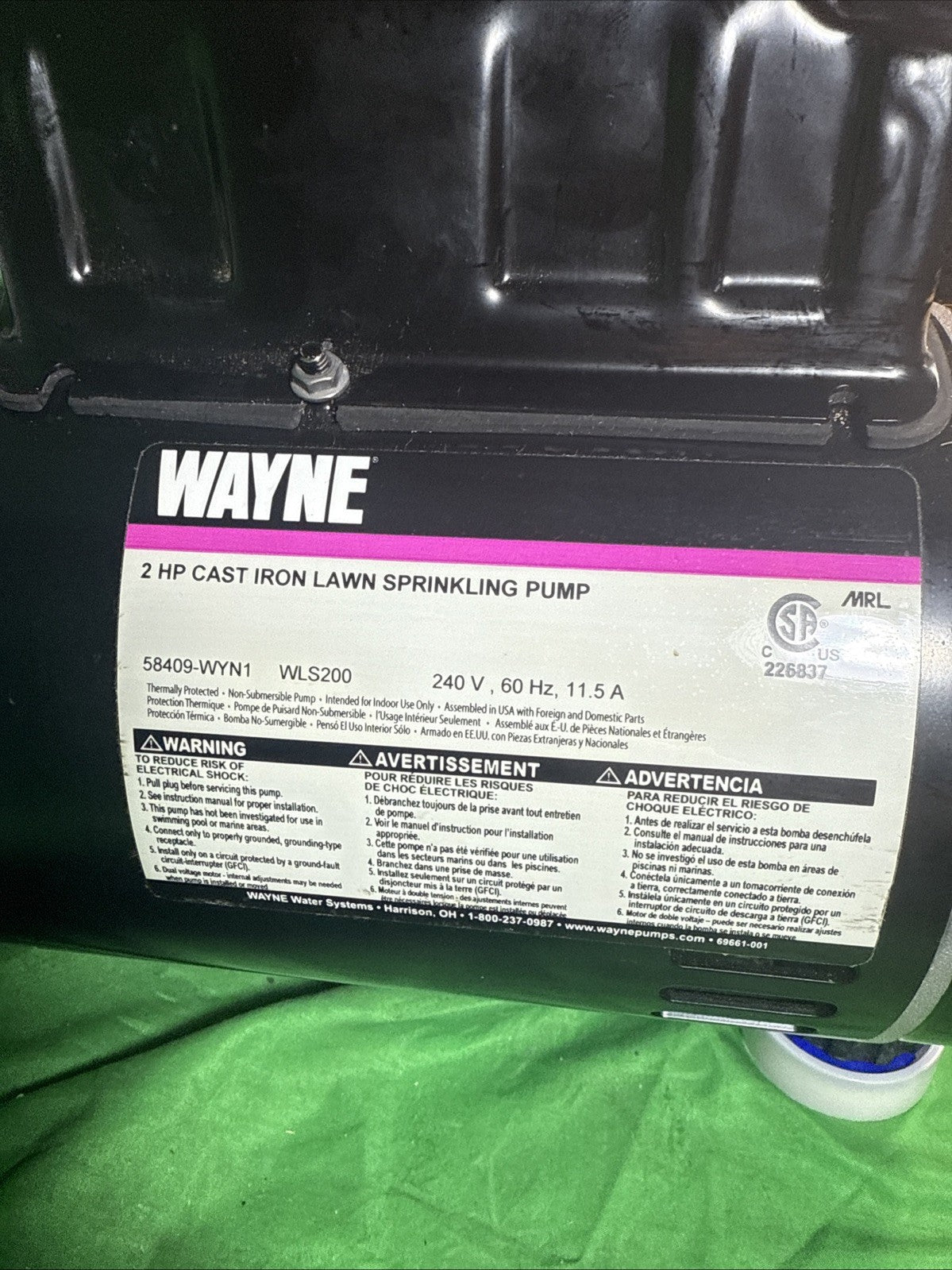 Wayne 2 HP Permanent Lawn Sprinkler Pump New Open Box Dent In Cover*
