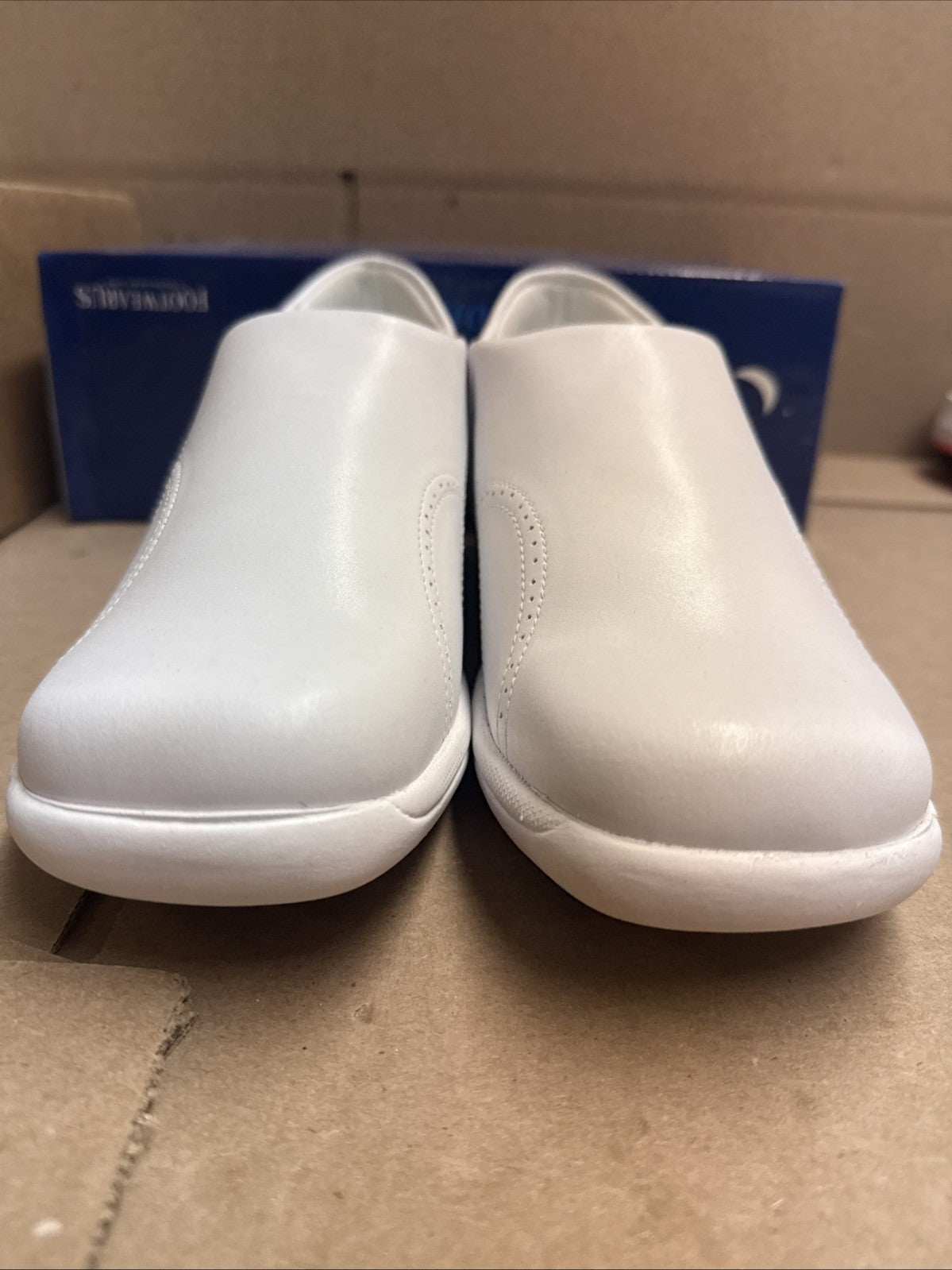 24 HOUR COMFORT Sofia Women's 8.5 Wide Width Slip-On Leather Loafers