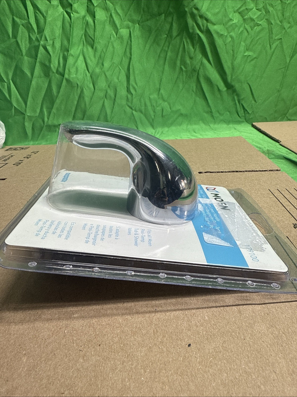MOEN Posi-Temp Handle Kit 179100 CHROME NEW OPEN BOX