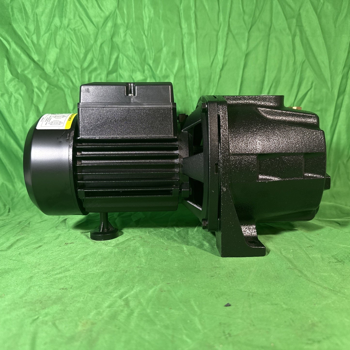 1/2 HP 115/230V Cast Iron Convertible Jet Pump Built-in Thermal Overload Protect