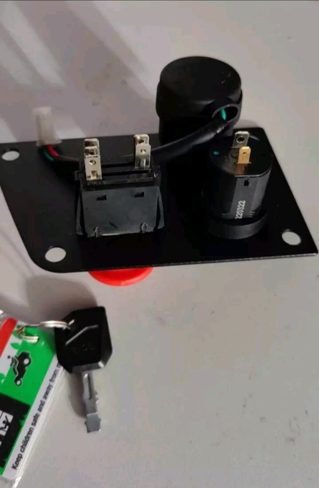 RYOBI 54Li 80V HP 54"  On/Off Key Switch, PTO, USB with a key included.