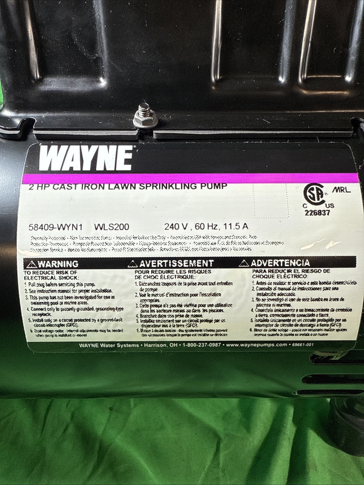 Wayne 2 HP Permanent Lawn Sprinkler Pump New Open Box Dent In Cover