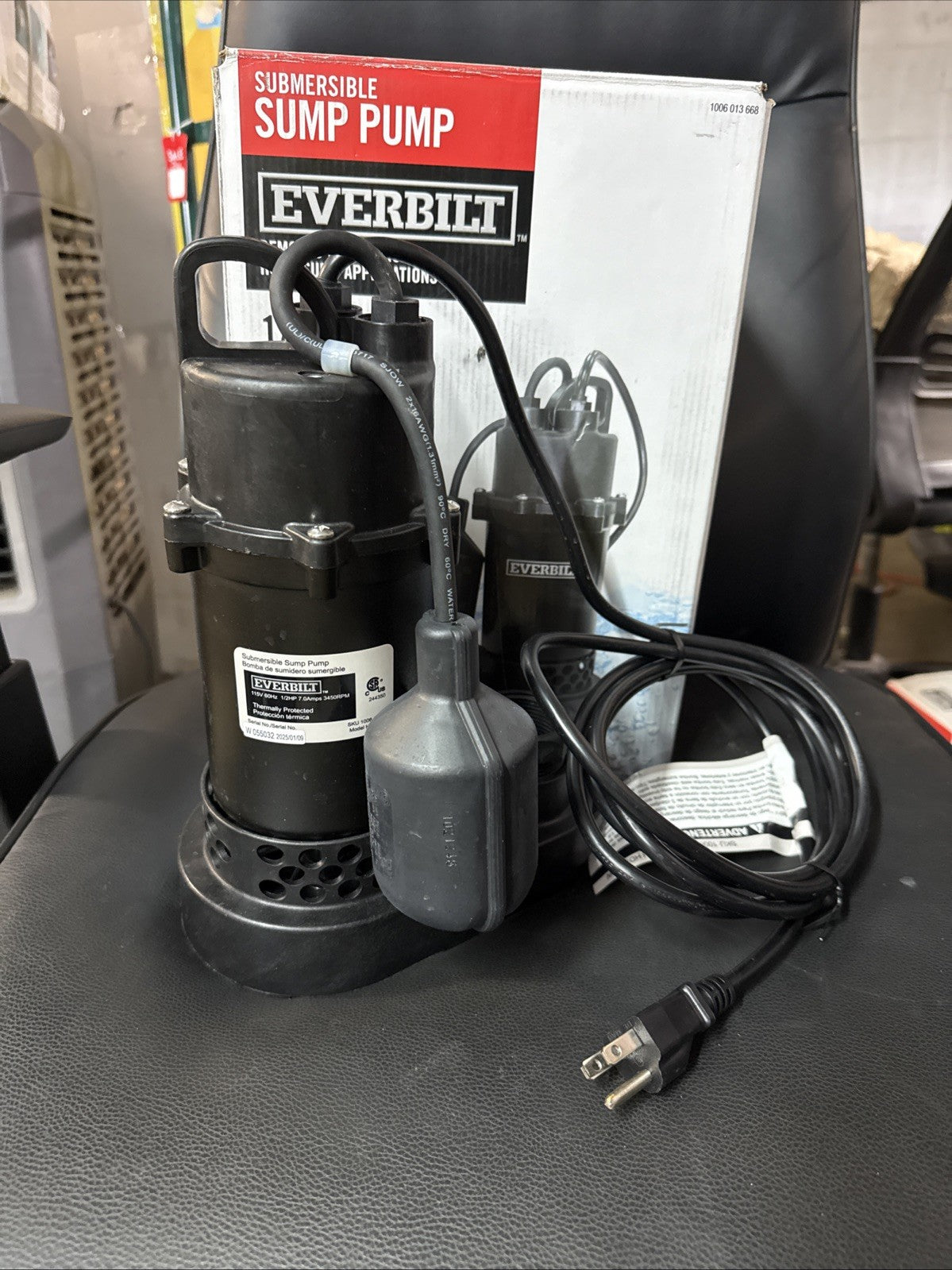 Everbilt 1/2 HP Corrosion Resistant Aluminum Sump Pump w/ Teather Float Switch