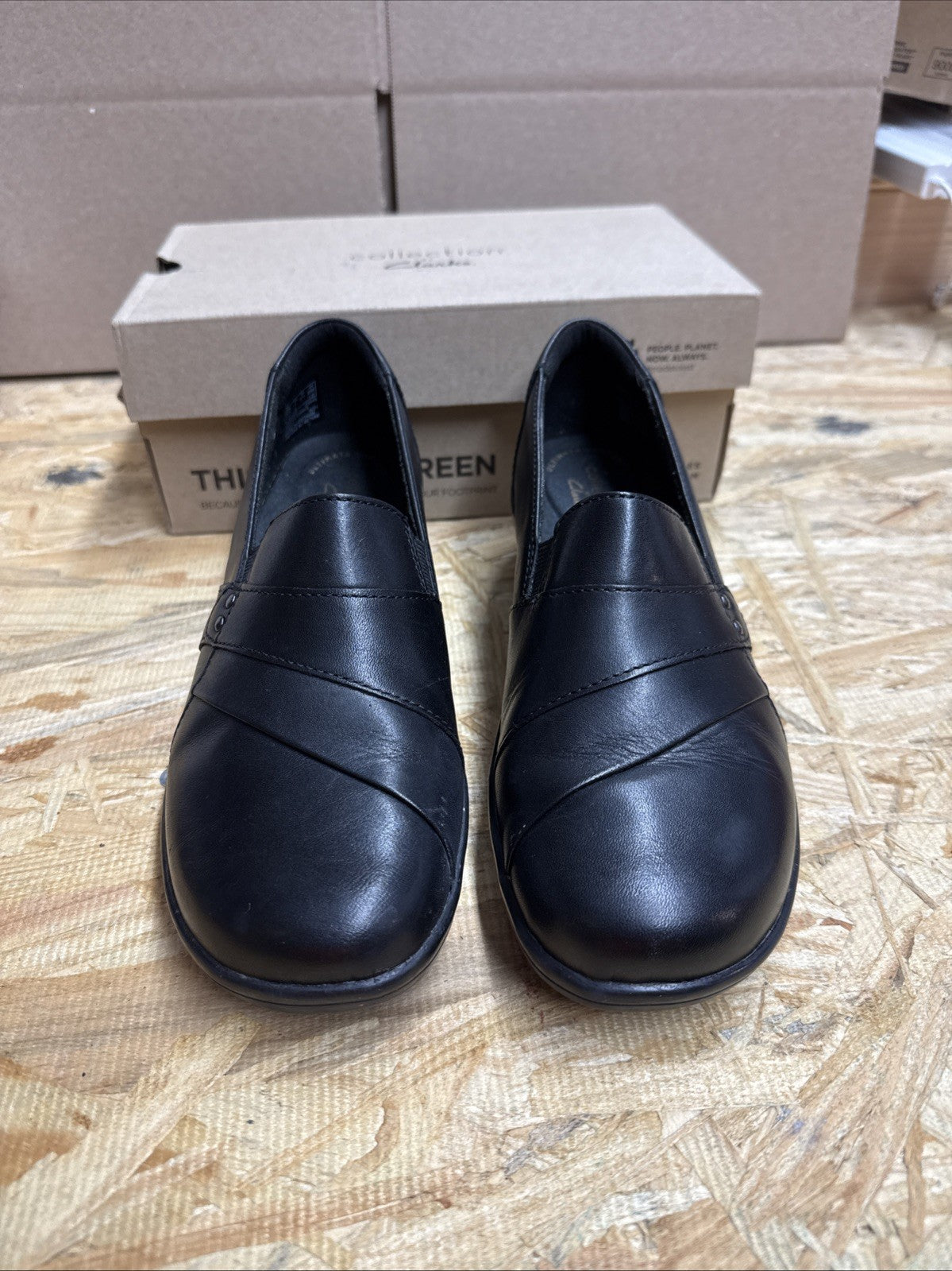 Clarks Womens May Marigold Black Heels Size 7 (2504229)