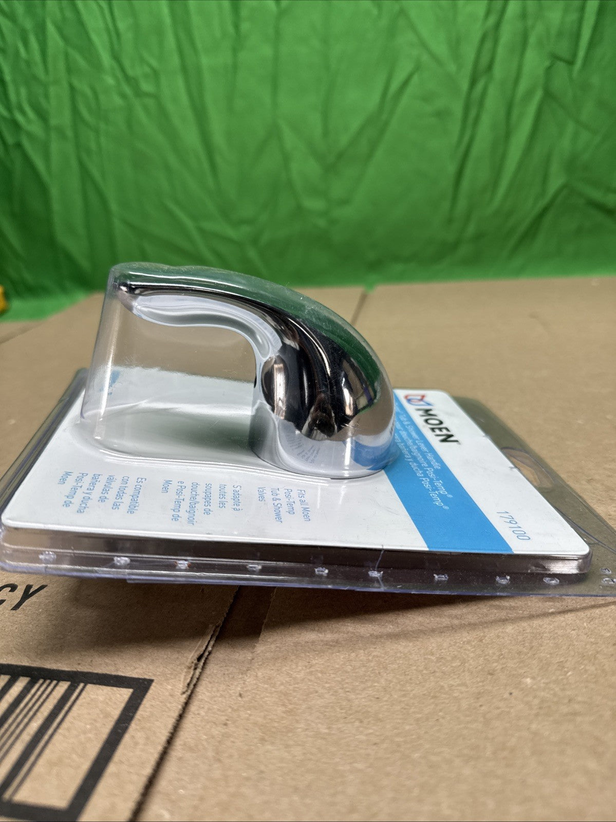 MOEN Posi-Temp Handle Kit 179100 CHROME NEW OPEN BOX