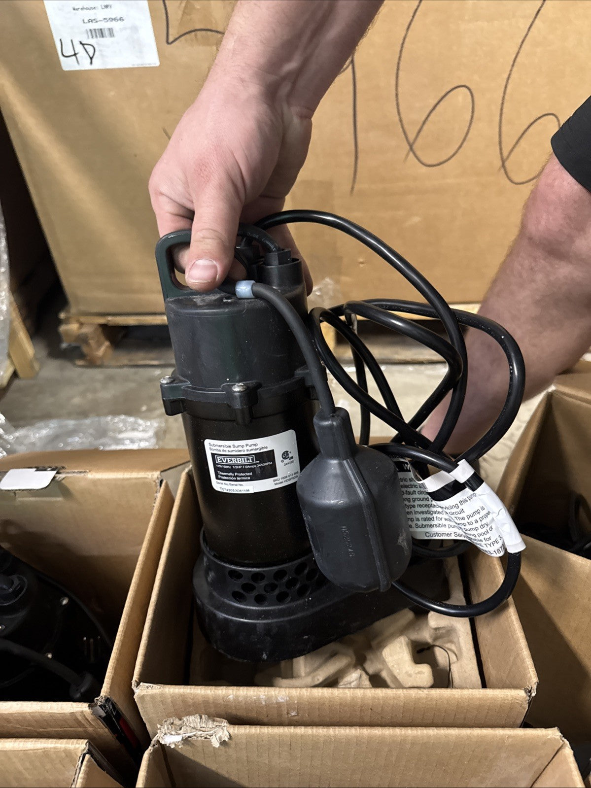 Everbilt 1/2 HP Corrosion Resistant Aluminum Sump Pump w/ Teather Float Switch.