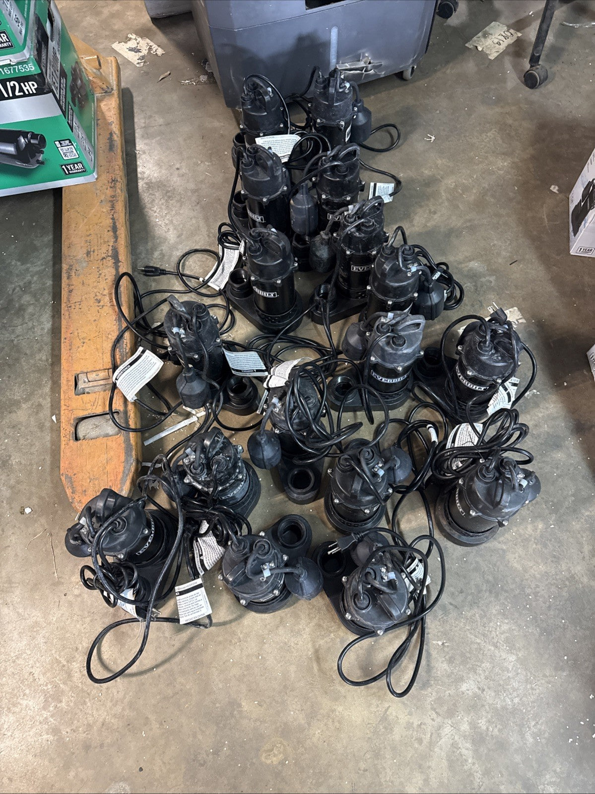 Everbilt 1/4 HP Aluminum Sump Pump w/ Tether Float Switch HDSP25W USED TESTED