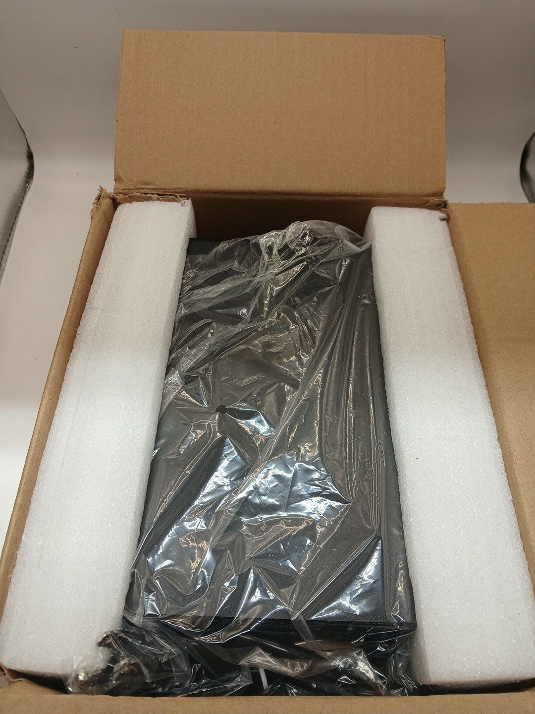 Pyramid PSV150 Desktop Bench Power Supply, AC-to-DC Power Converter.