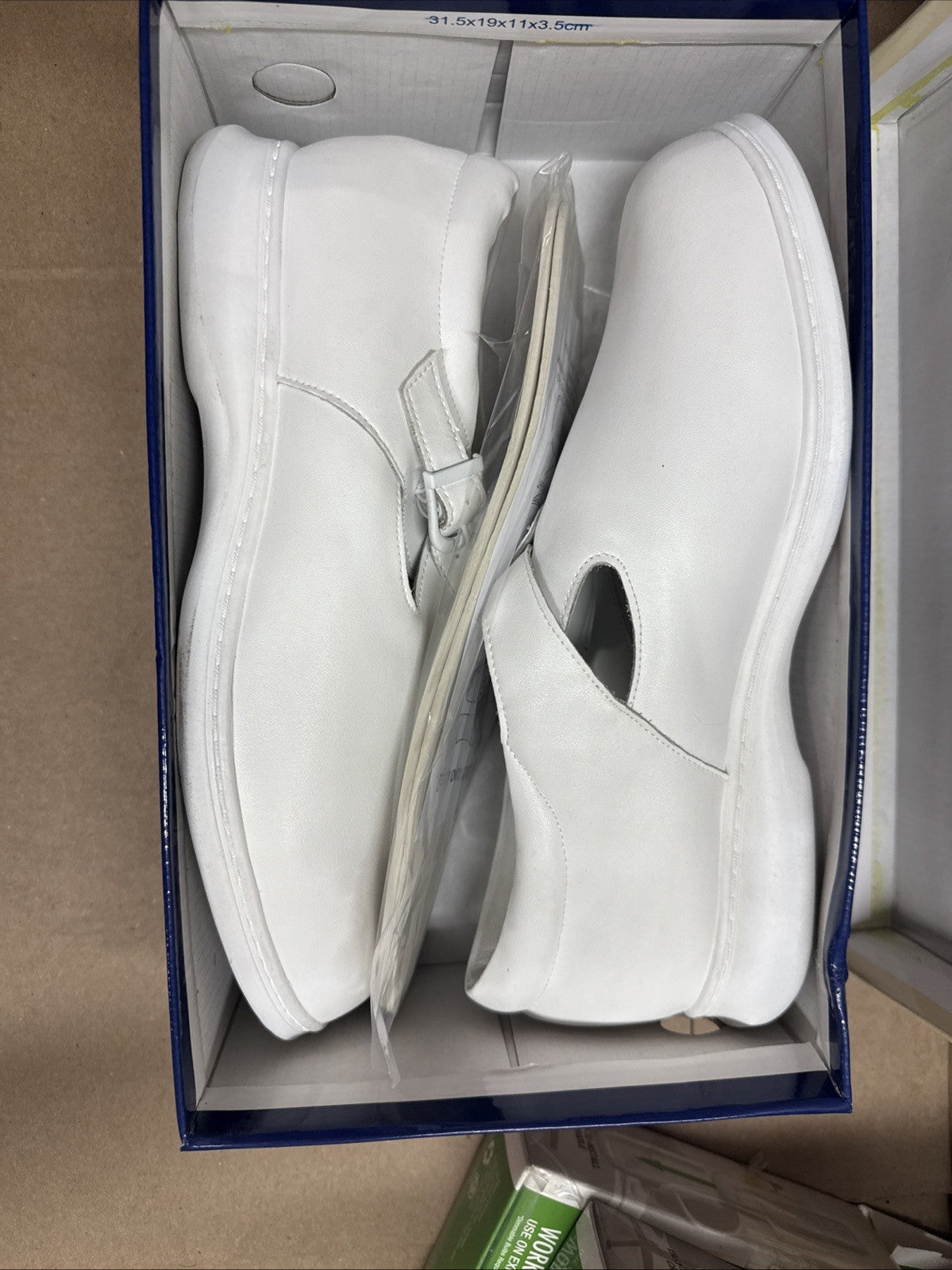 24 HOUR COMFORT Willa Women's Wide Width Leather Shoes size 10.5 nurse