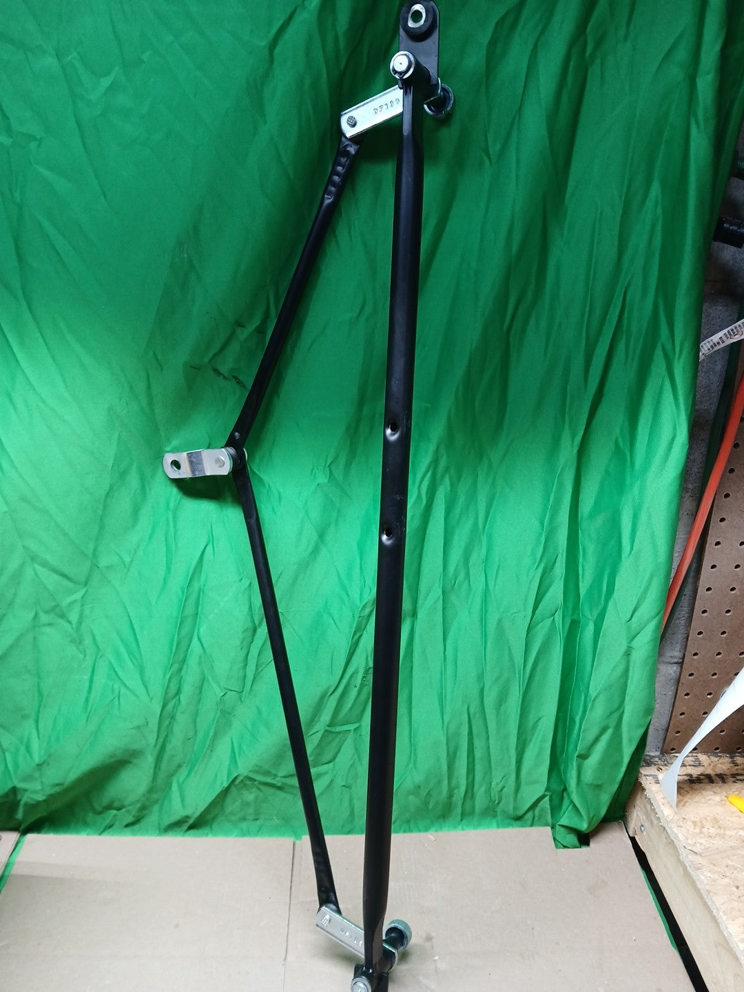 APDTY 141694 Windshield Wiper Transmission Linkage Assembly; Compatible With...