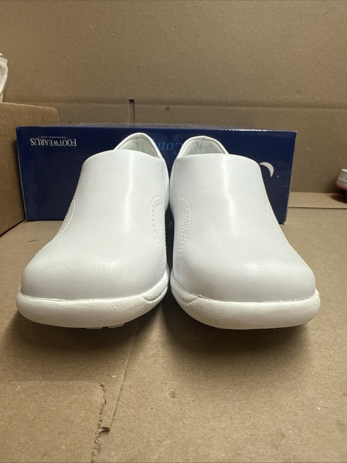 24 HOUR COMFORT Sofia Women's 6.5 Wide Width Slip-On Leather Loafers