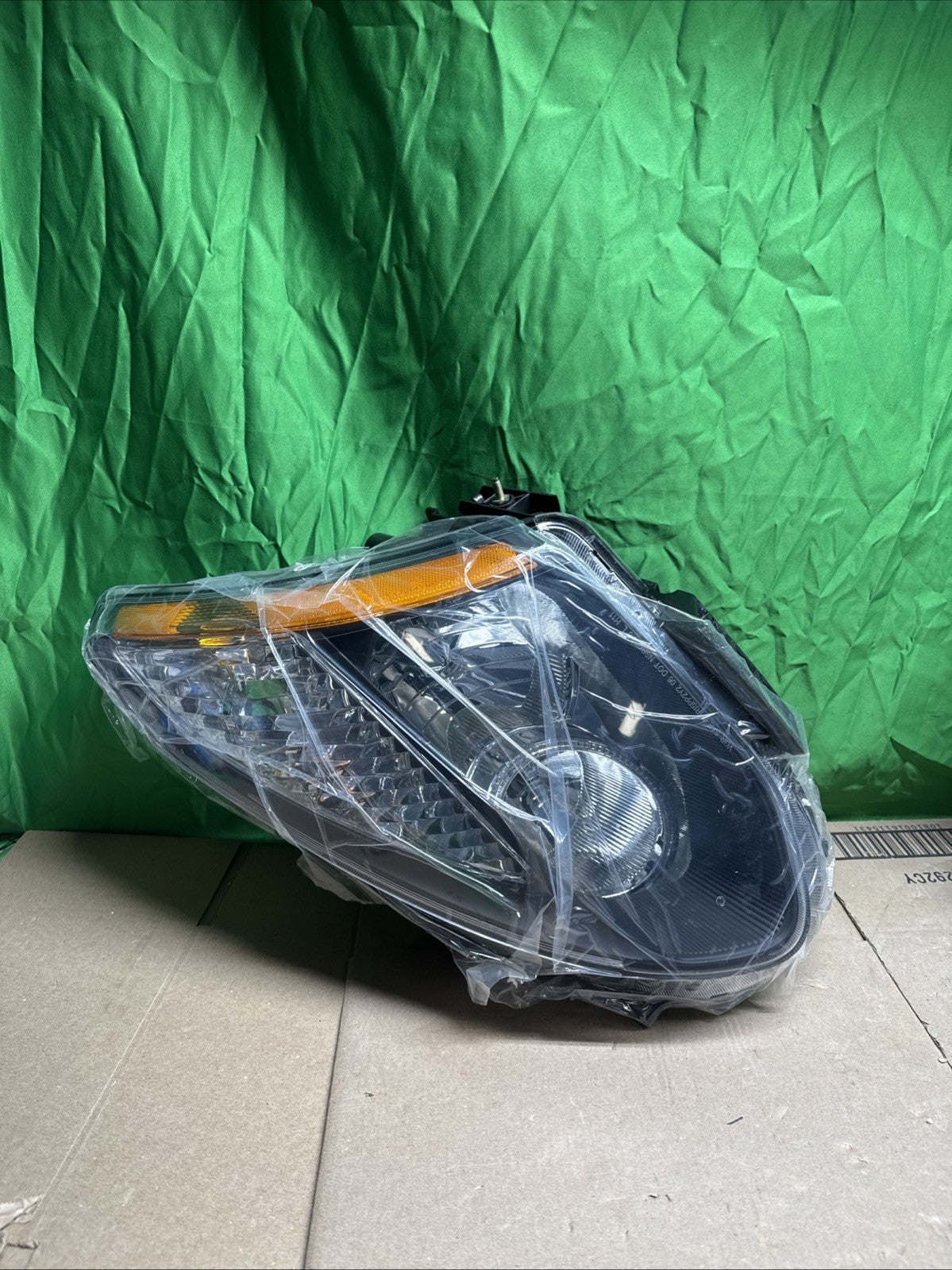 Nilight Headlight Assembly Compatible with 2008-2013 Nissan Rogue Headlamps