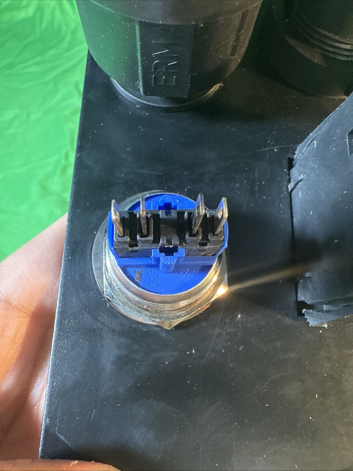 RYOBI Z42Li 80V HP 42" Key Switch, PTO, USB, Clear Bagger Chute. key included.