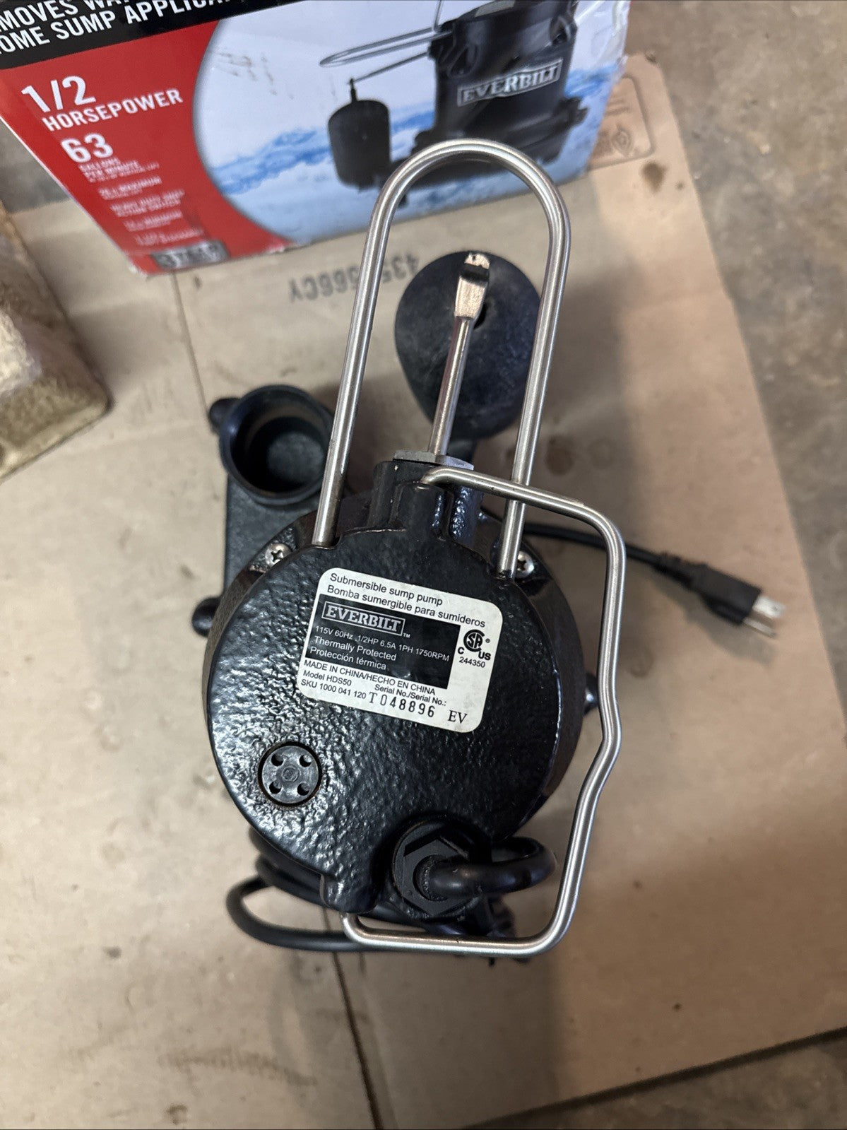 Everbilt 1/2 HP Cast Iron Sump Pump Model # HDS50 Used