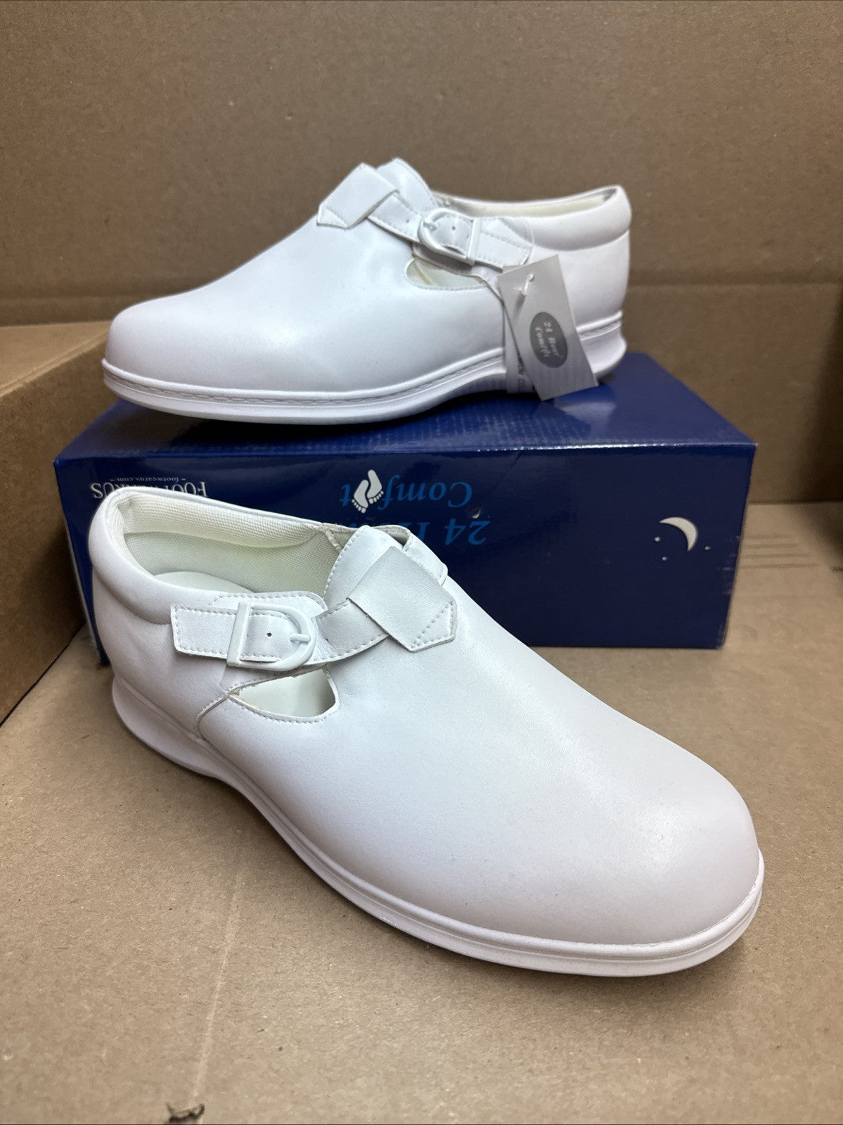 24 HOUR COMFORT Willa Women's Wide Width Leather Shoes size 10 nurse