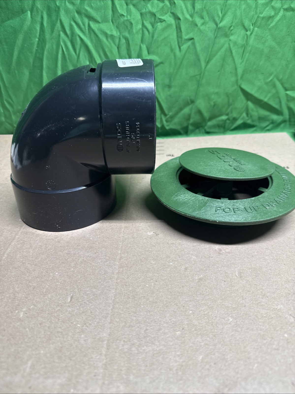 Polyolefin Pop Up Drainage Emitter, UV Inhibitor, 4 In. Center Drive - 422G