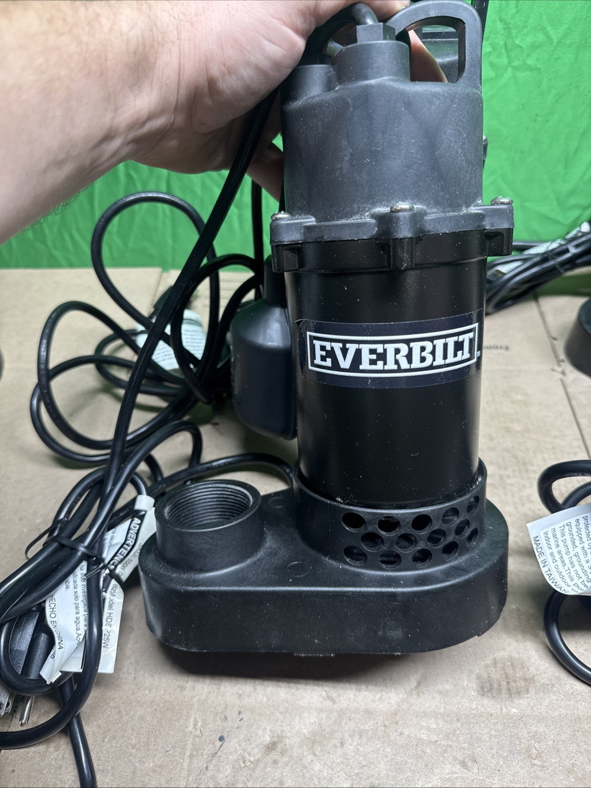Everbilt 1/3 HP Corrosion Resistant Aluminum Sump Pump w/ Tether Switch Used*