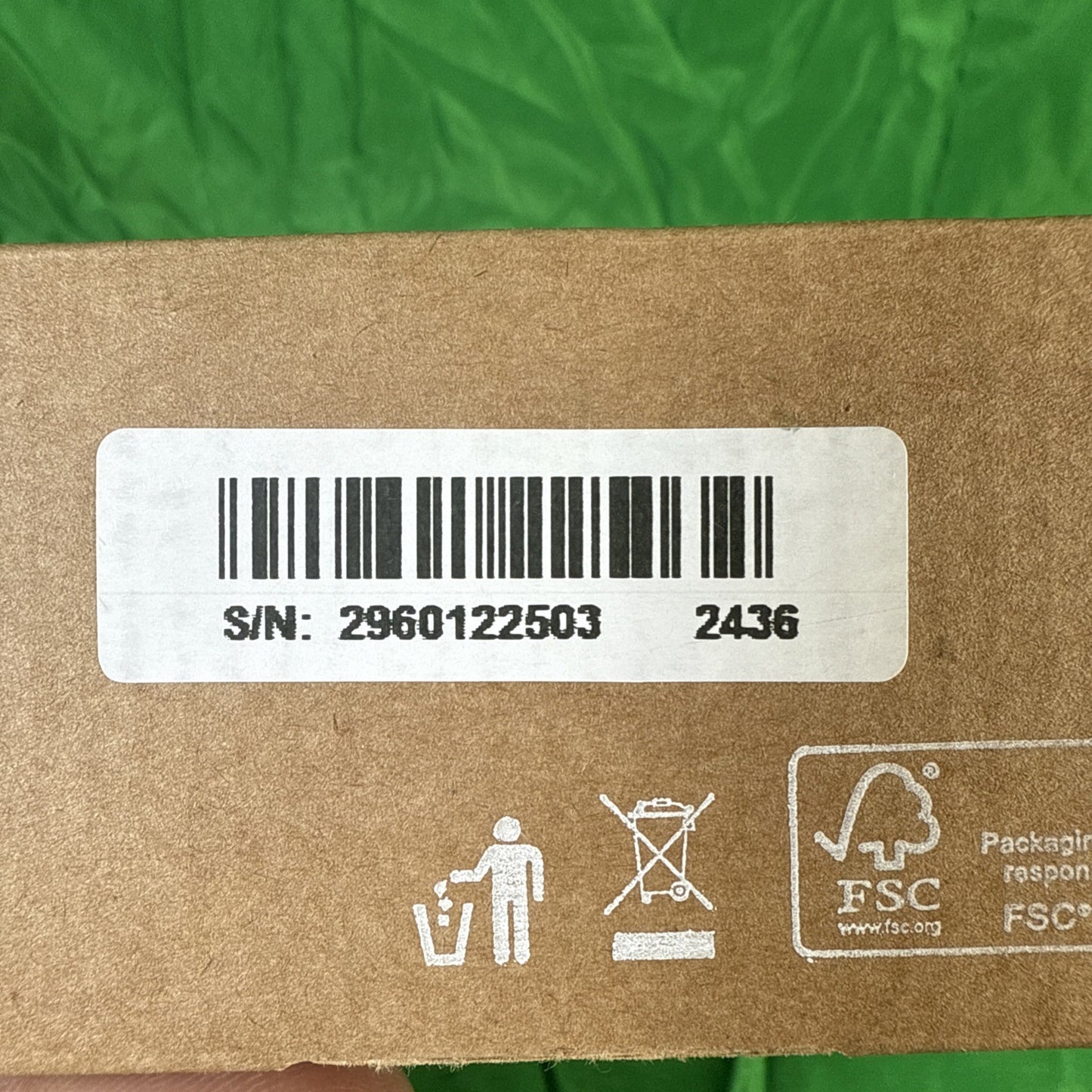 Airthings 2960 View Plus - Battery Powered Radon & Air Quality Monitor