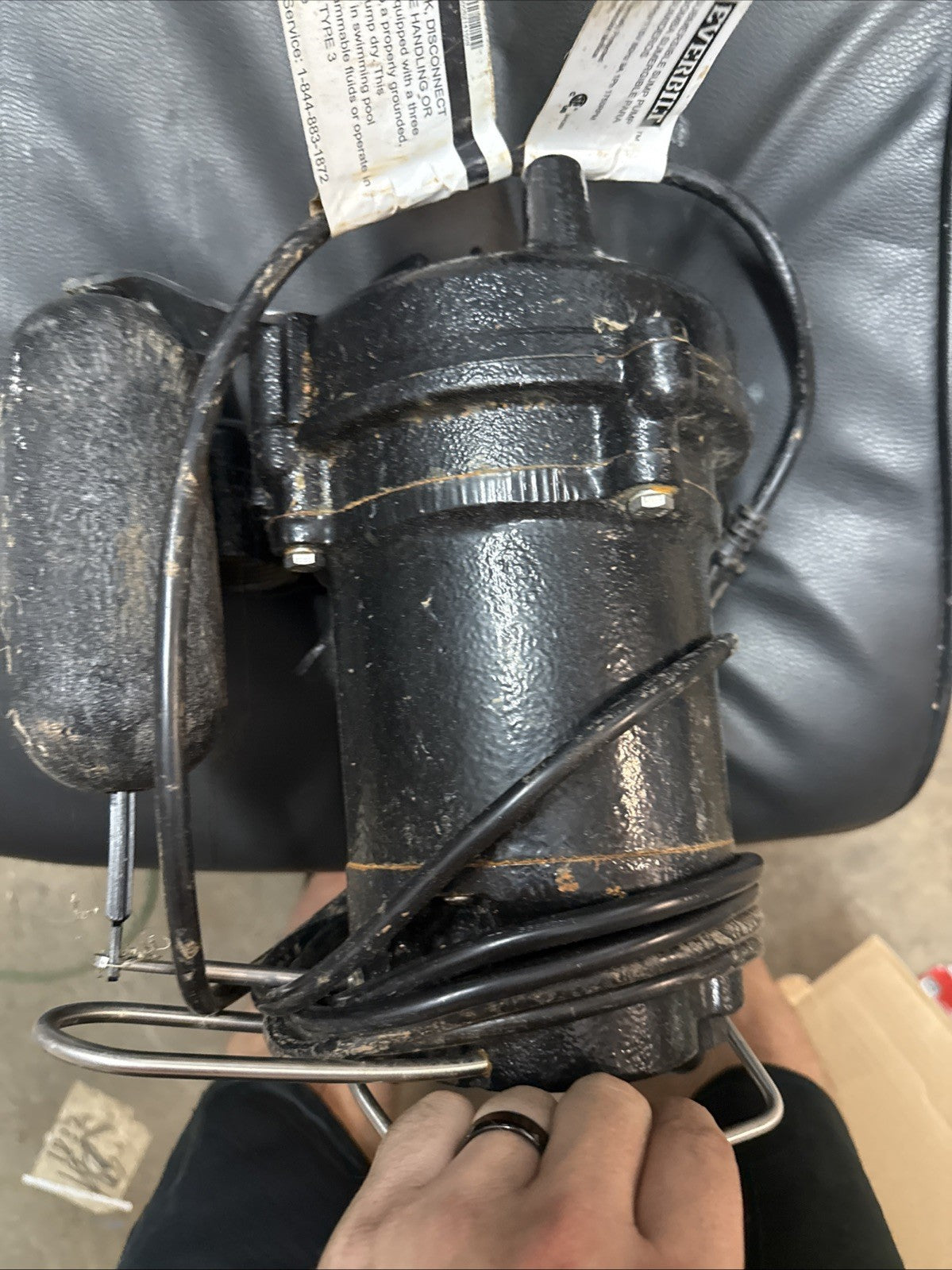 Everbilt 3/4HP Cast-Iron Pro-Grade Submersible Sump Pump 1004 120 345 HDS75