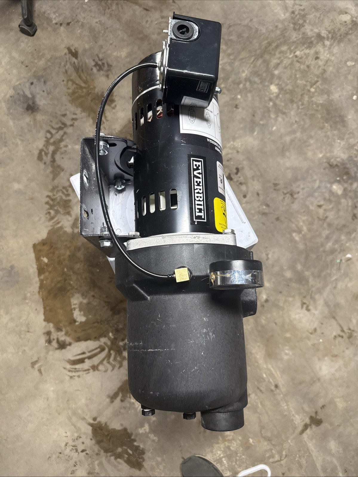 Everbilt 1/2 HP Shallow Well Jet Pump 1011677535.  *Read  Description**