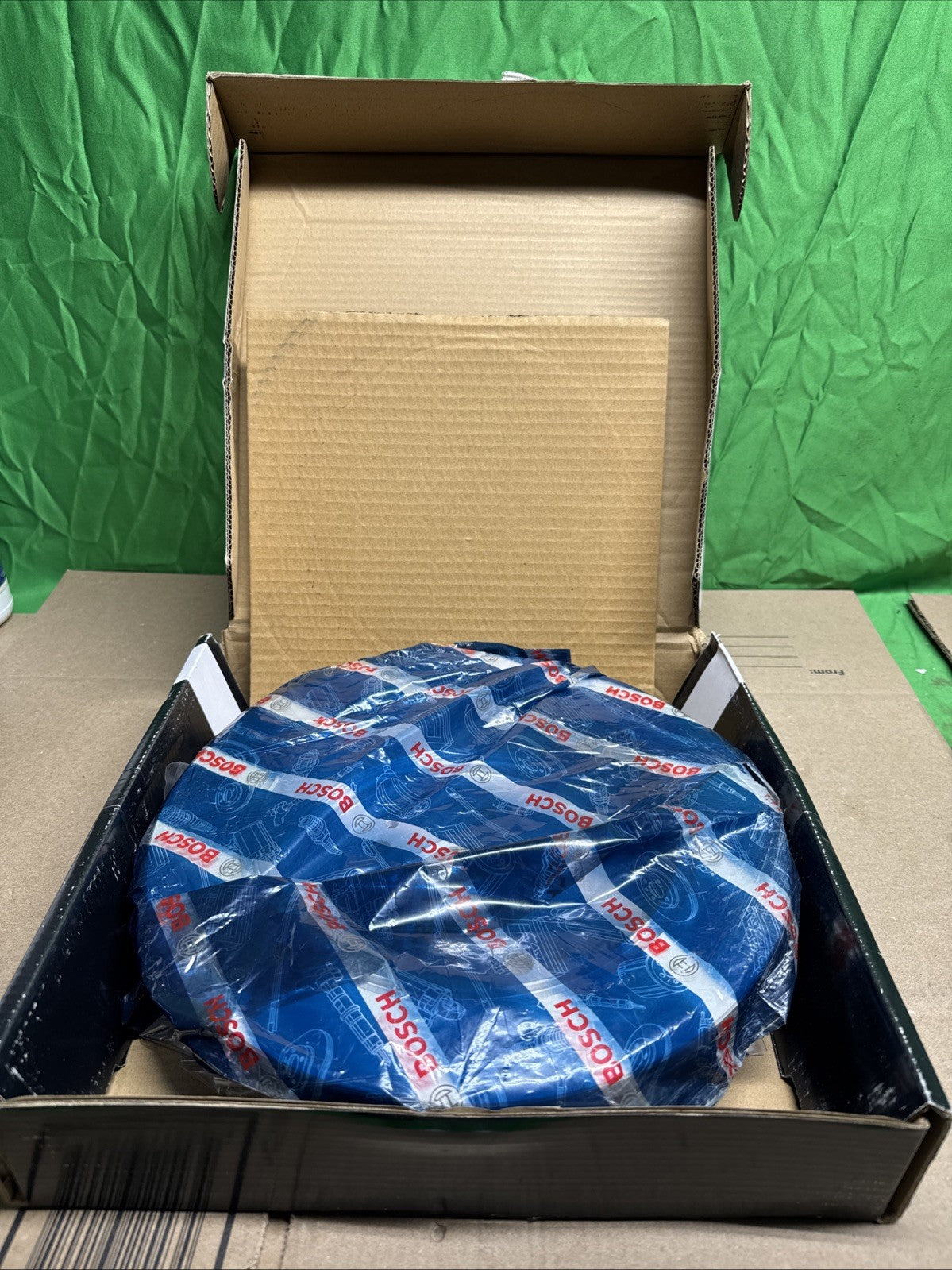 One (1): Disc Brake Rotor Rear Bosch OEM/GENUINE 26010746 0986UB0740