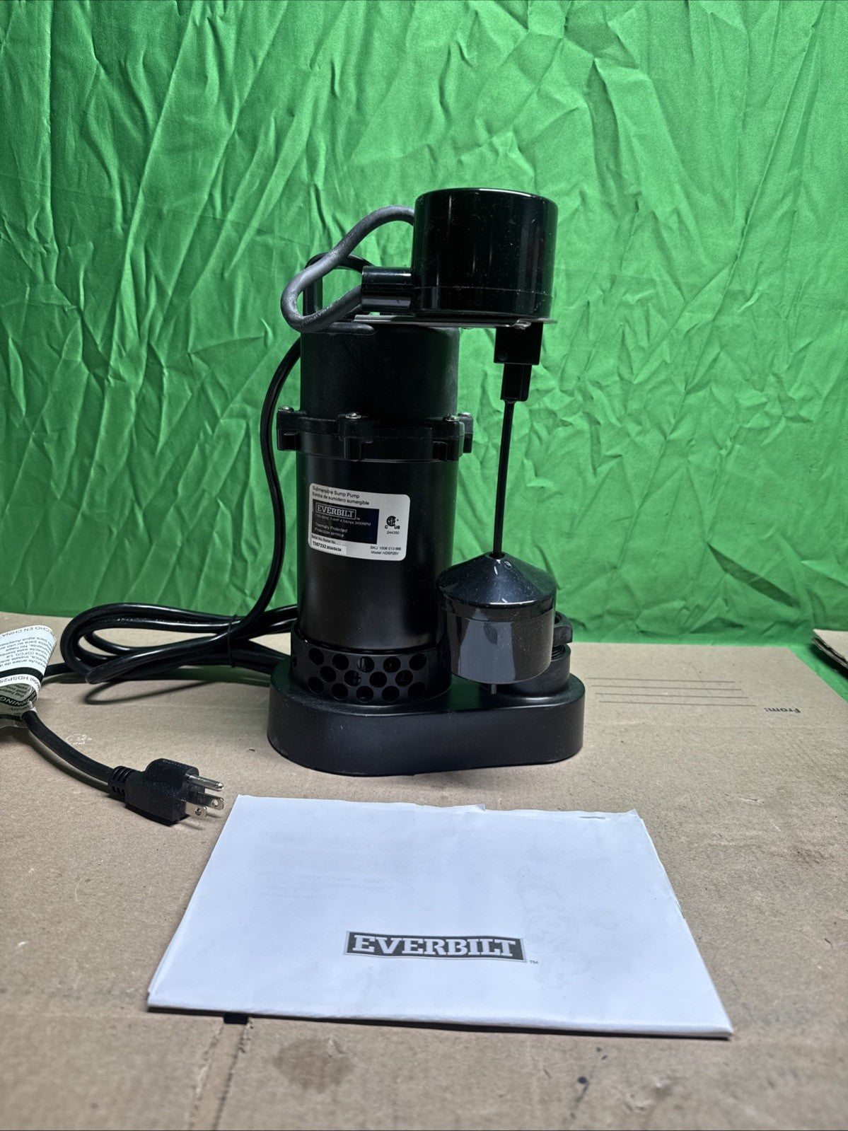 Everbilt 1/4 HP Aluminum Submersible Sump Pump Vertical Switch NEW OB