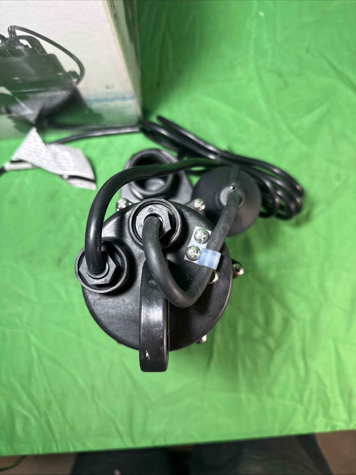 Everbilt HDSP50W 1/2 HP Submersible Aluminum Sump Pump with Tethered Switch