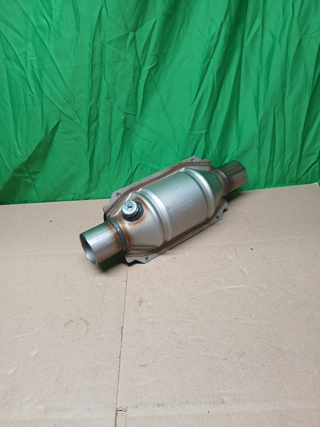 Nilight 2" Inlet/Outlet Catalytic Converter with Heat Shield 2" Universal Cat